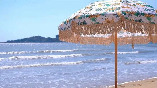 Sombrilla de playa de poste de madera para viajes en familia pequeña Premium para exteriores